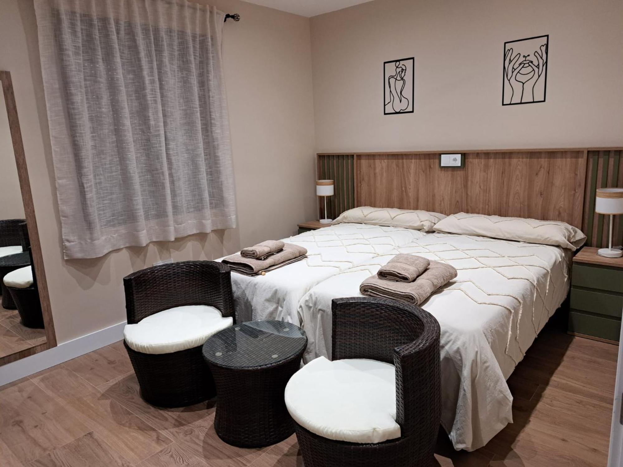 Arco De Toledo Apartment